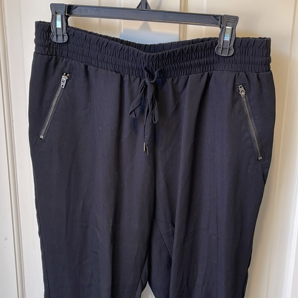 Target joggers - Picture 2 of 4